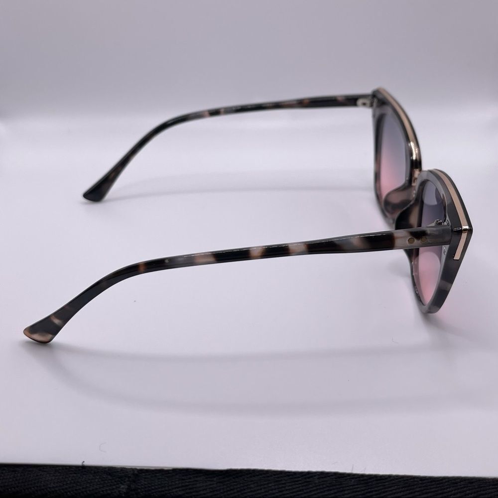 Gray Shade Tortoise Shell Cat Eye with Gold Trim and Bridge - Picture 8 of 8